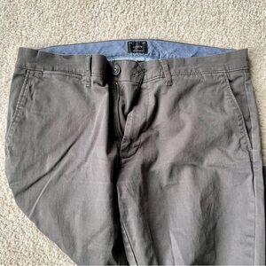 J Crew 484 Slim-fit stretch chino pant gray size 32W 34 L  preowned